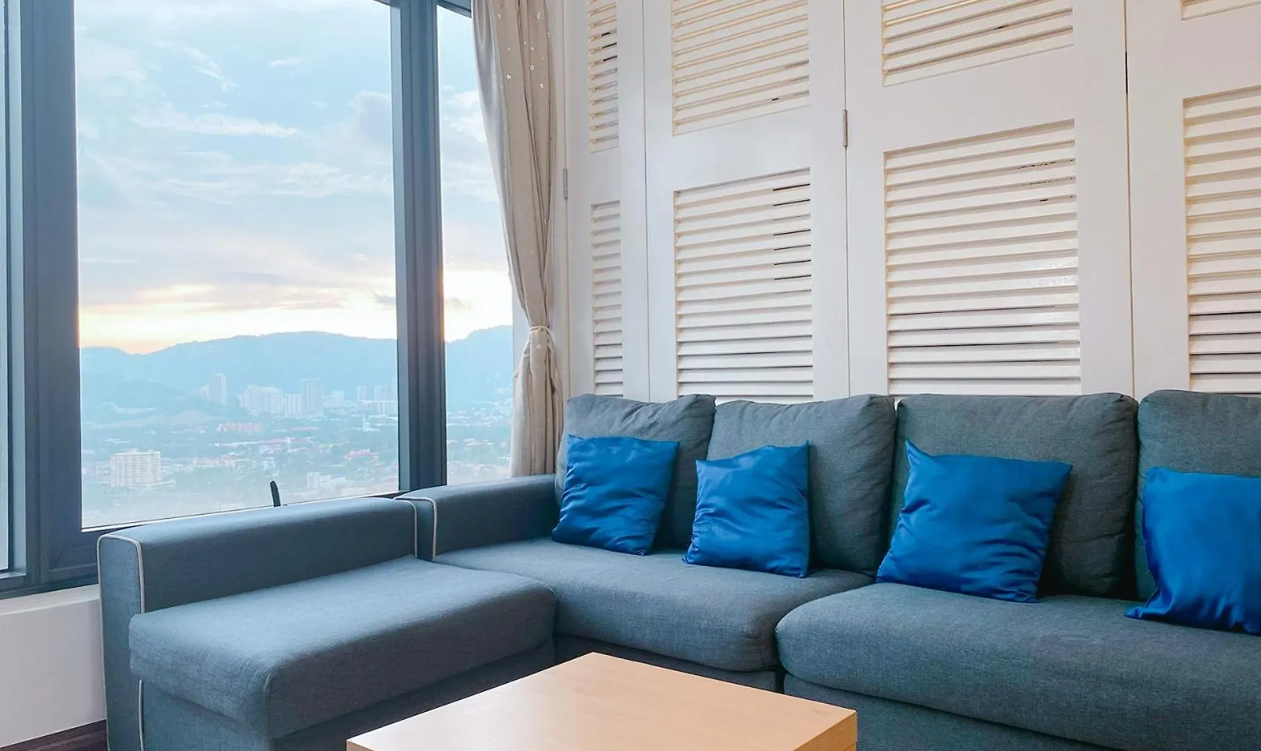 דירה ג'ורג' טאון Tropicana 218 Macalister By Yuelai Inn