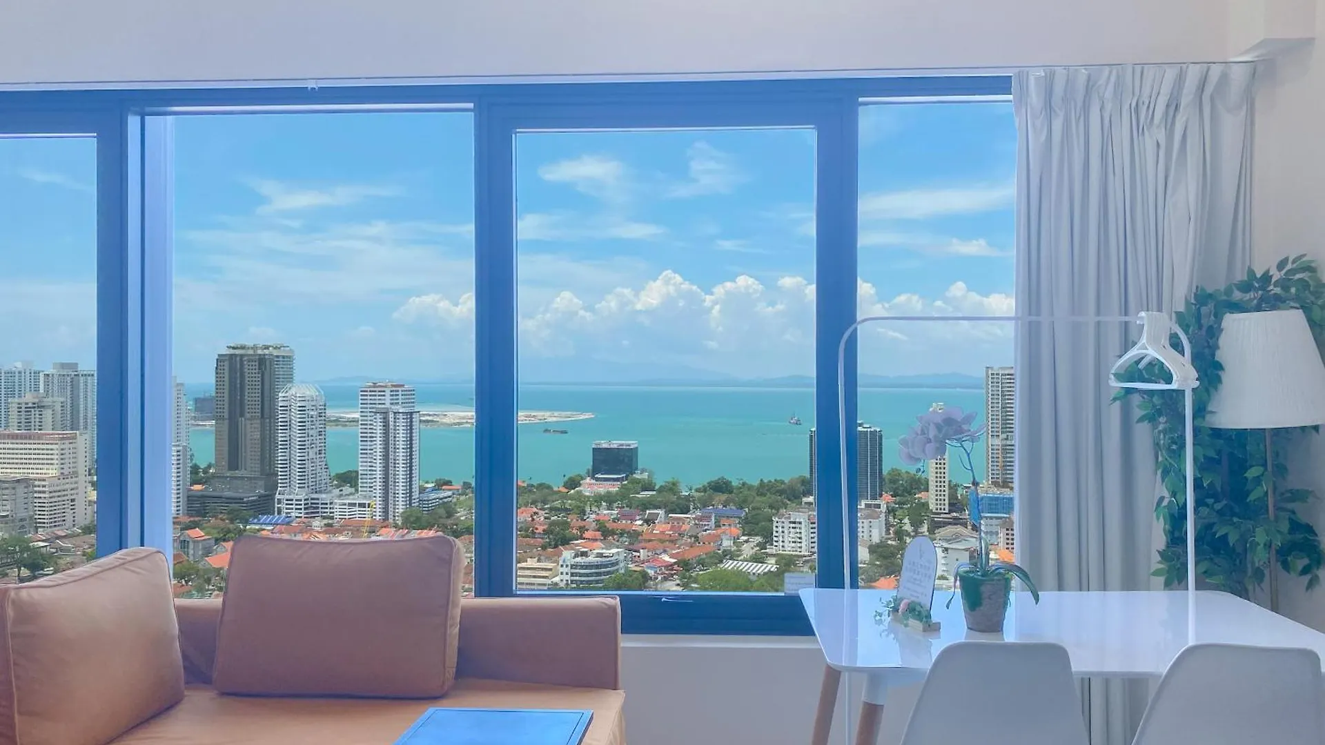 דירה ג'ורג' טאון Tropicana 218 Macalister By Yuelai Inn